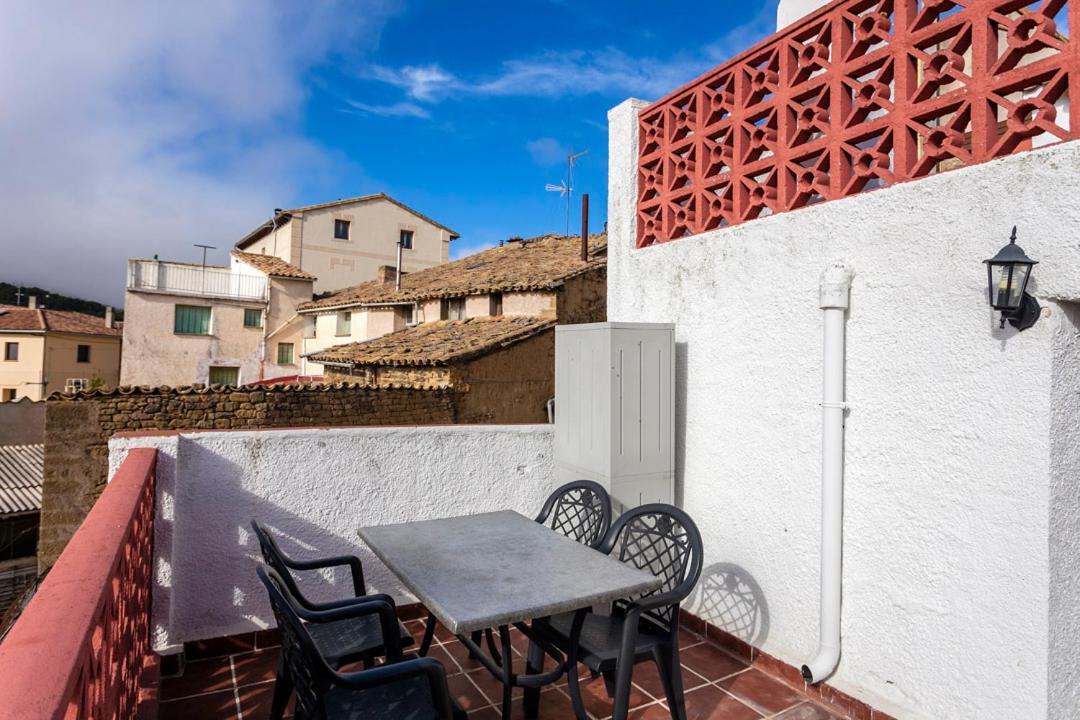 Apartamentos Casa Samper Санта-Эулалия-де-Гальего Номер фото