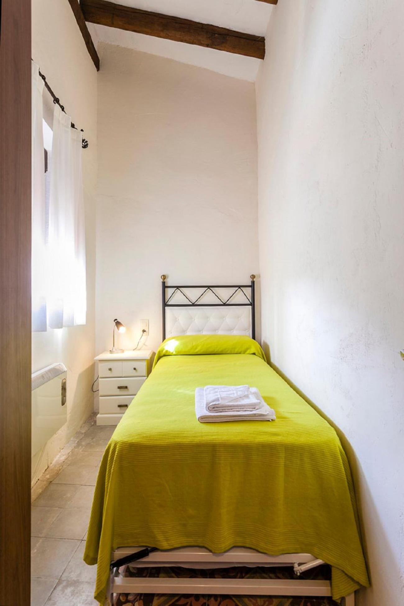 Apartamentos Casa Samper Санта-Эулалия-де-Гальего Номер фото