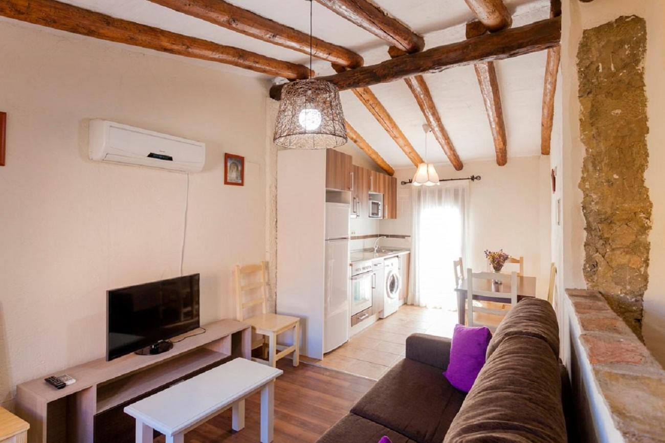Apartamentos Casa Samper Санта-Эулалия-де-Гальего Номер фото